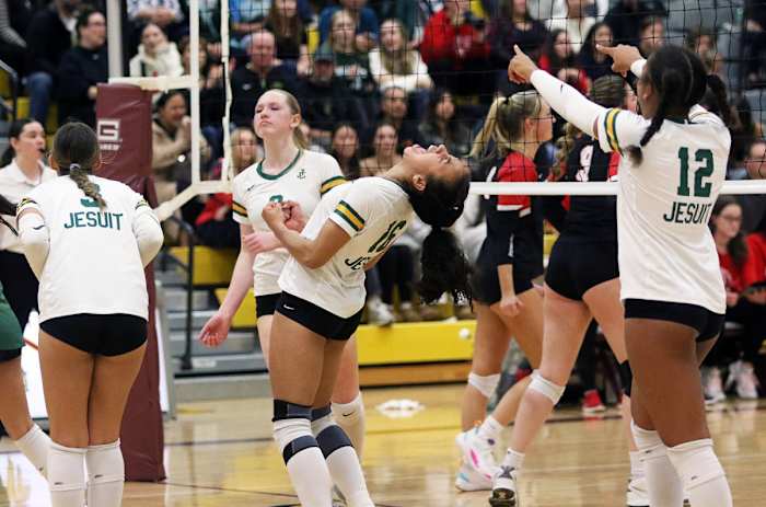 a Jesuit Oregon City 6A Oregon volleyball final November 4 2023 Dan Brood 10